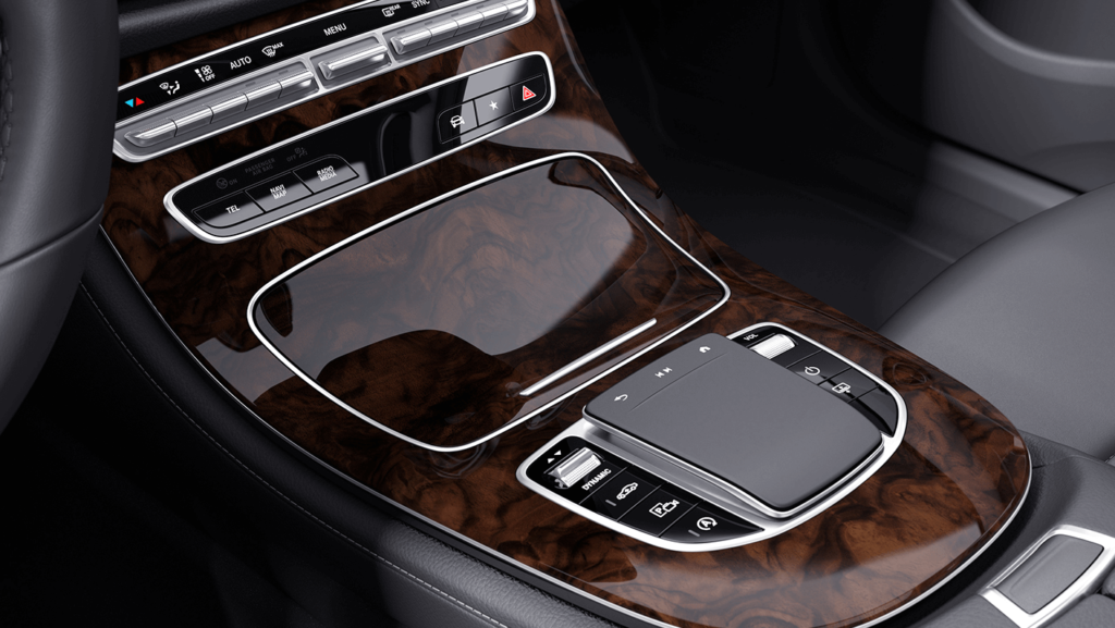 Mercedes Benz E Class interior features