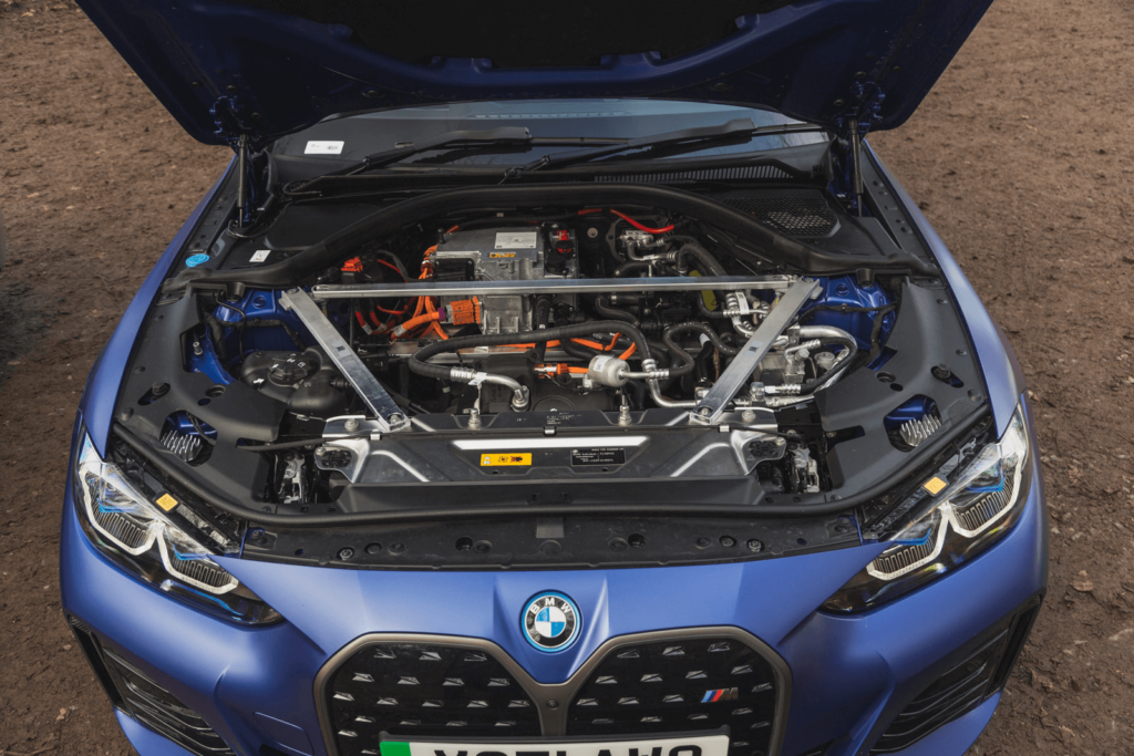 BMW i4 engine